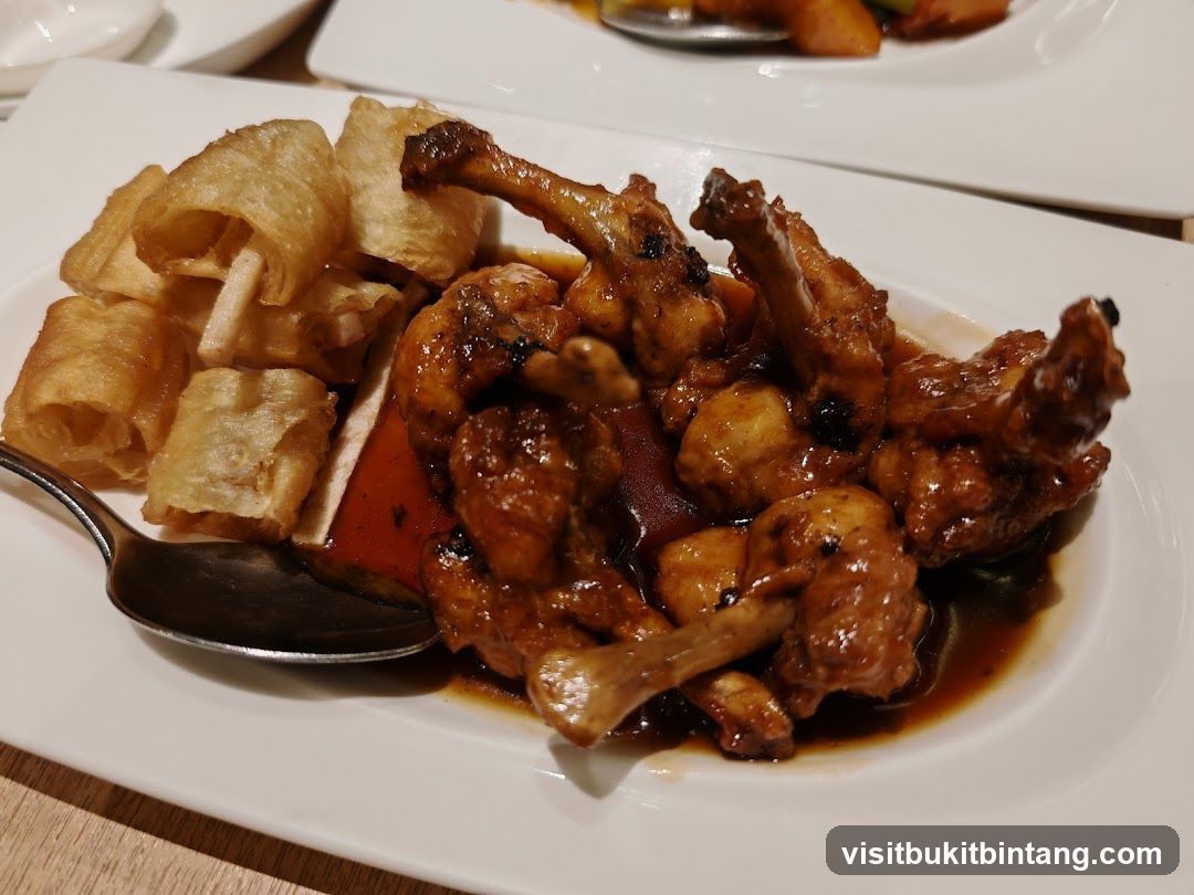 Braised Chicken with Fried Dough Sticks