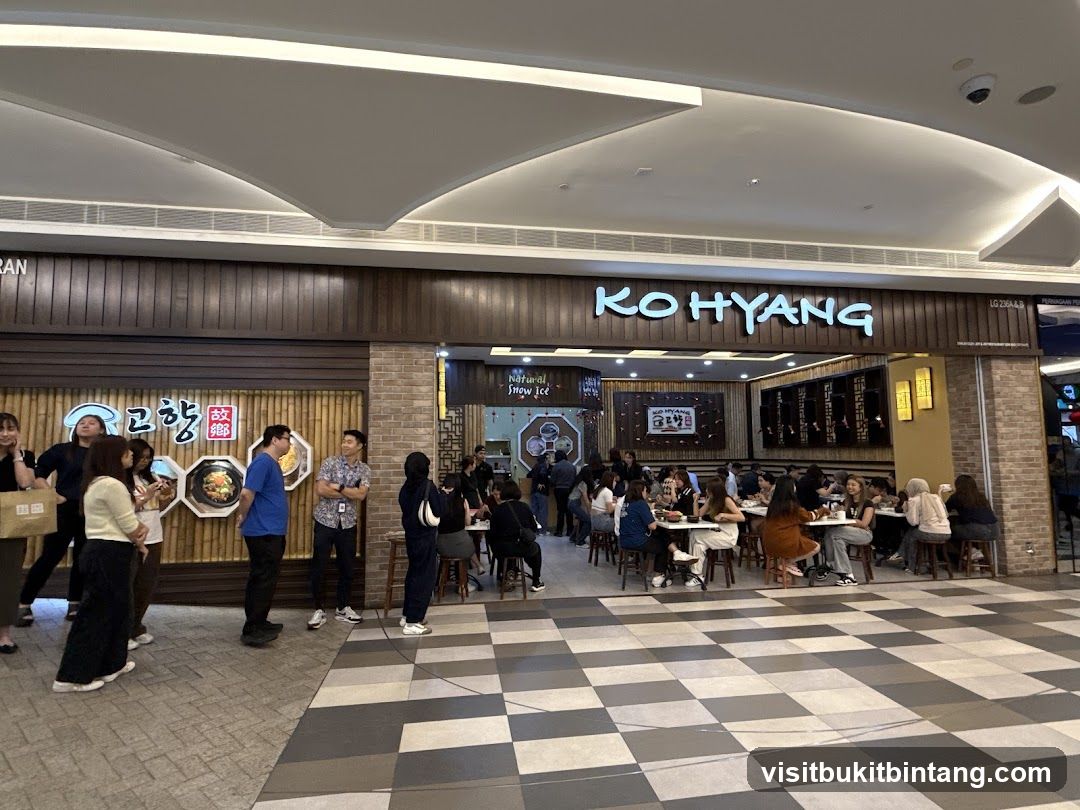 Ko Hyang - The Gardens Mall