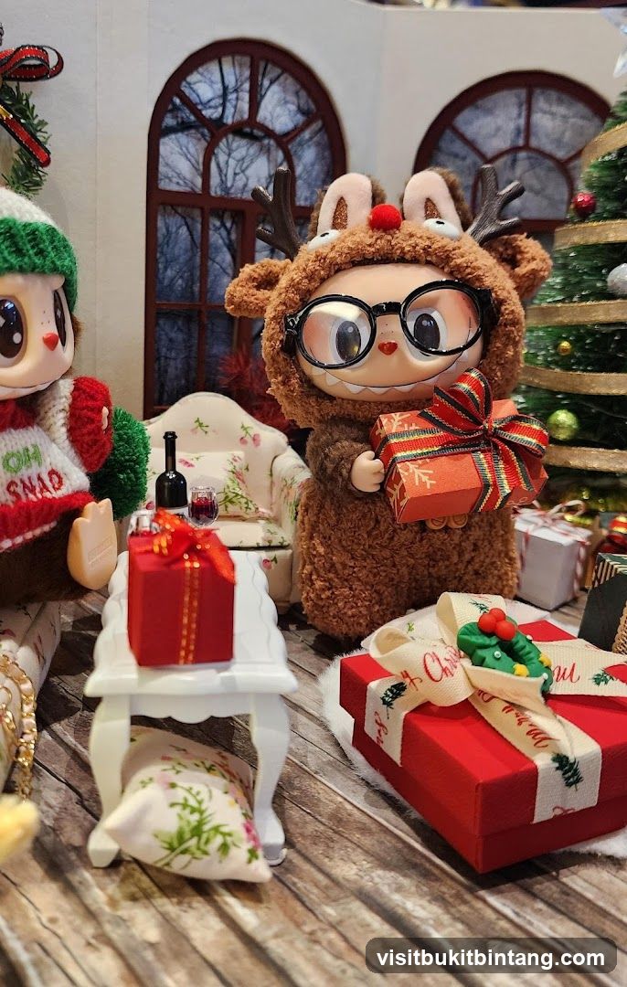 Christmas Scene with Dolls