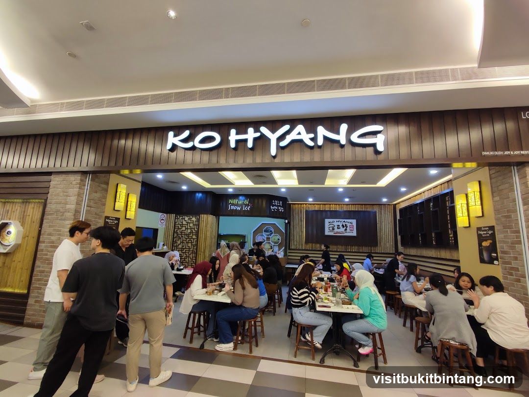 Ko Hyang - The Gardens Mall