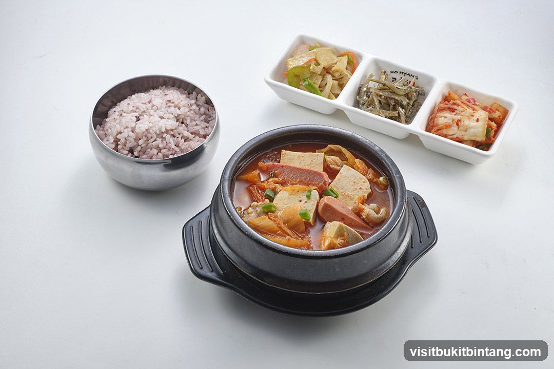 Korean Stew with Rice and Side Dishes