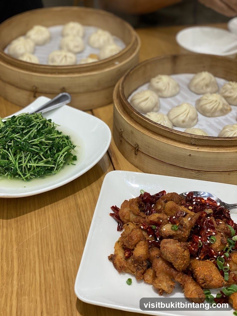 Steamed Dumplings and Fried Chicken