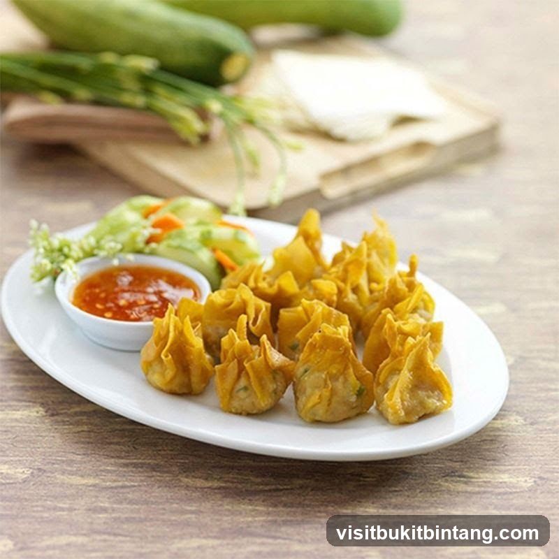 Fried Wontons with Dipping Sauce