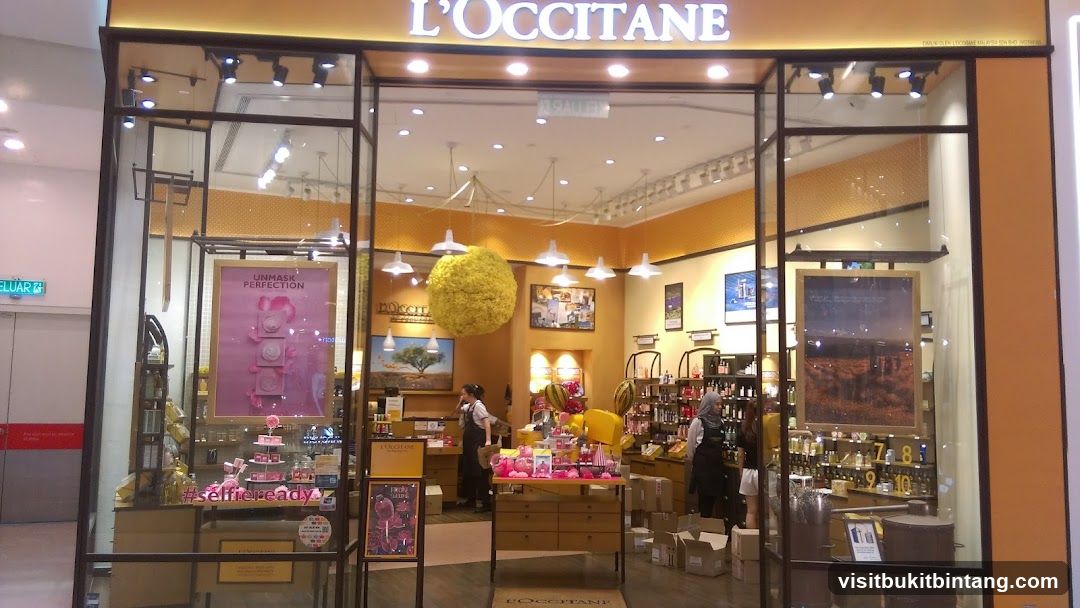 L'Occitane Storefront