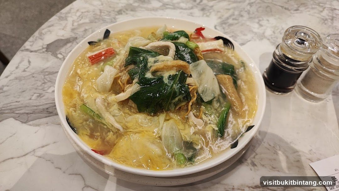 Noodle Dish with Vegetables and Crab Sticks
