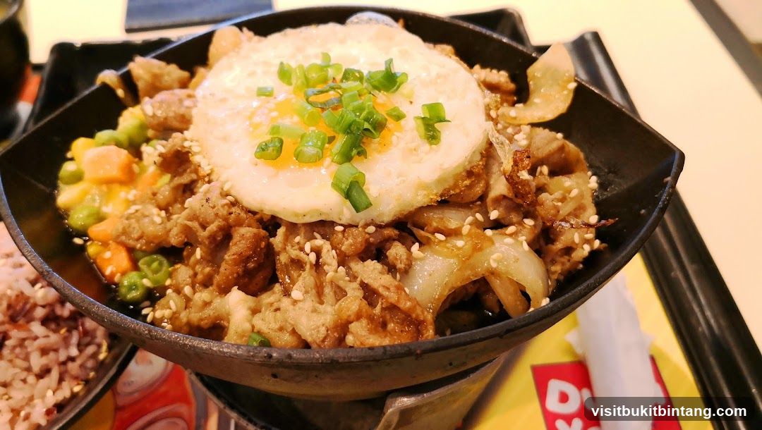 Sizzling Beef Bowl with Fried Egg