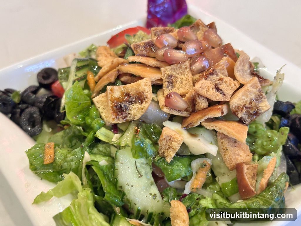 Salad with Pomegranate and Croutons