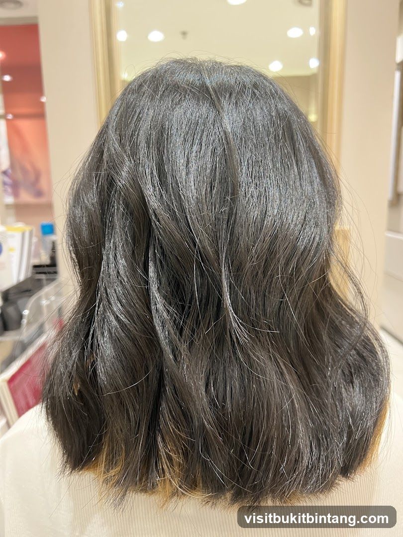 Woman's Dark Wavy Hair