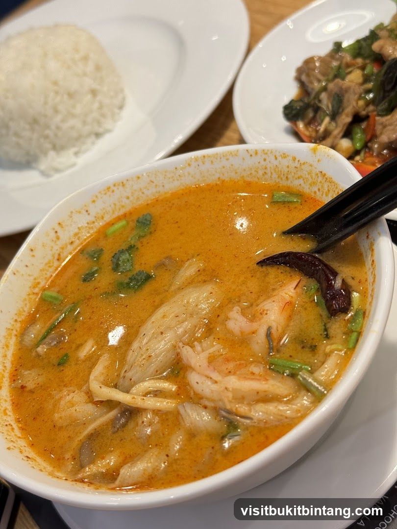 Tom Yum Soup with Rice