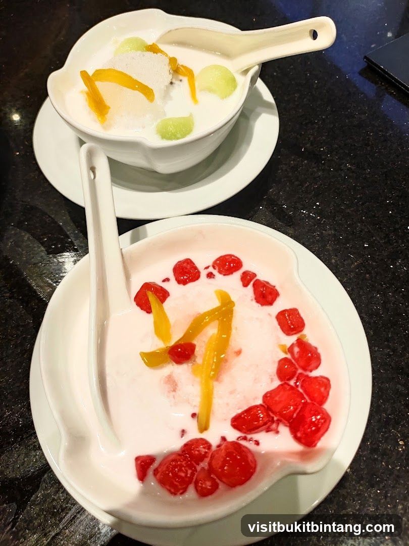 Desserts with Fruit and Shaved Ice