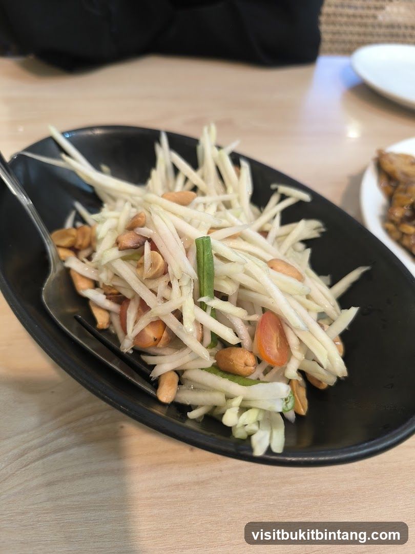 Green Papaya Salad