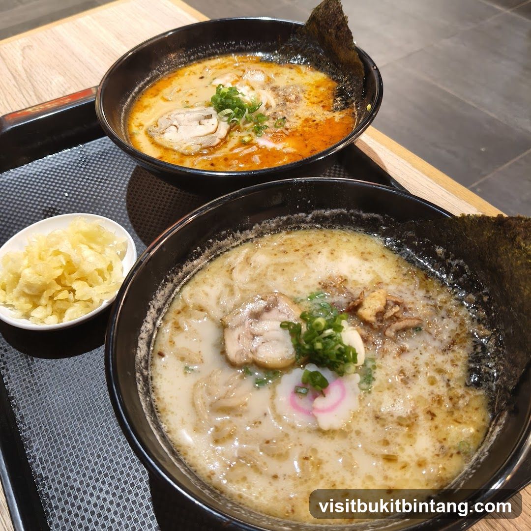 Two bowls of ramen