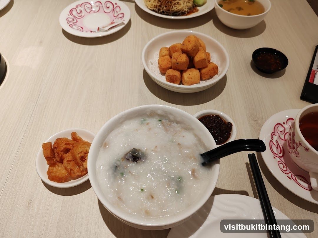 Congee and Fried Dough Sticks