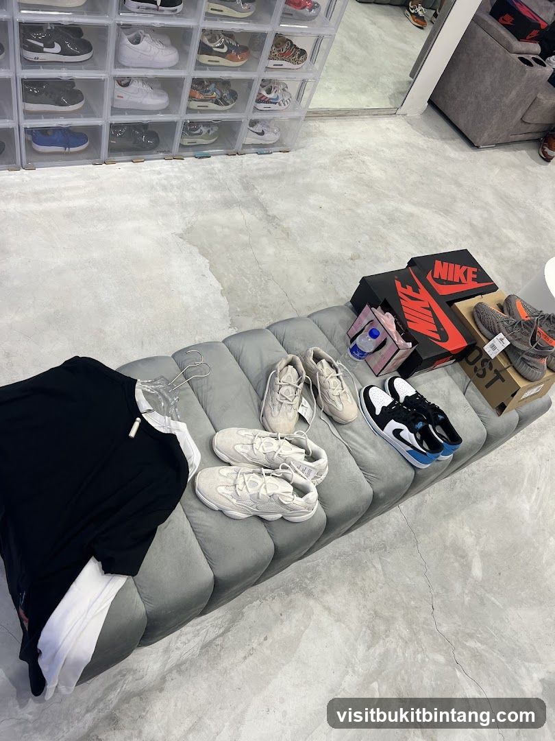 Sneaker Display