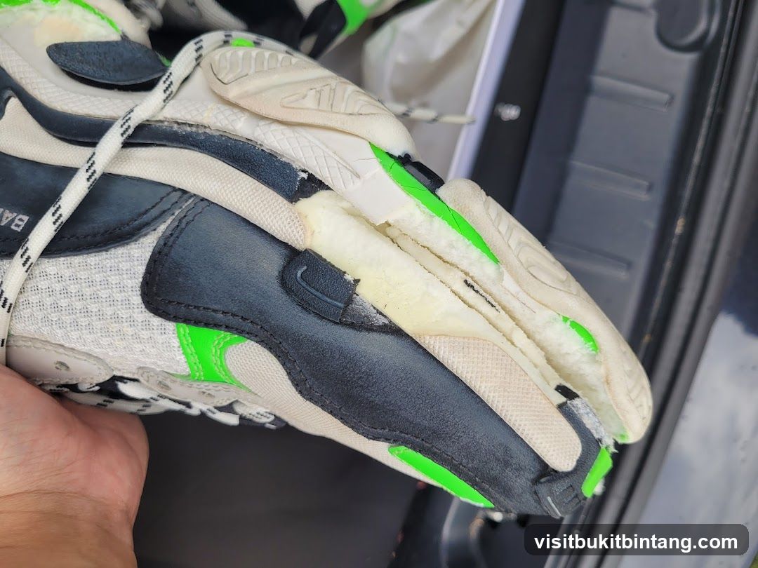 Balenciaga Triple S Sneaker