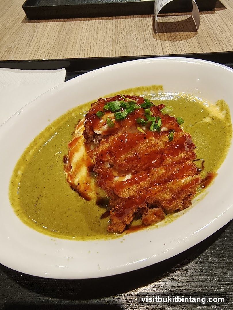 Fried Chicken with Green Sauce