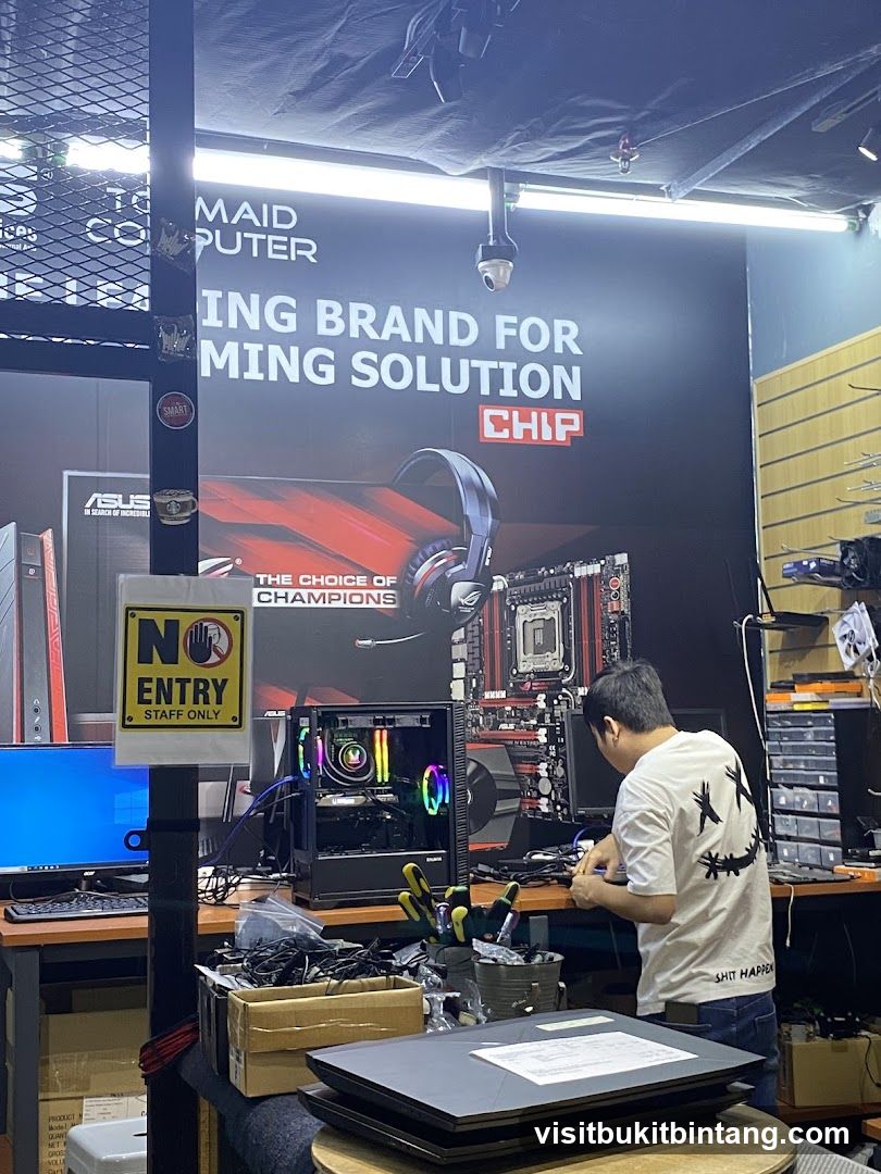 Computer Repair Shop