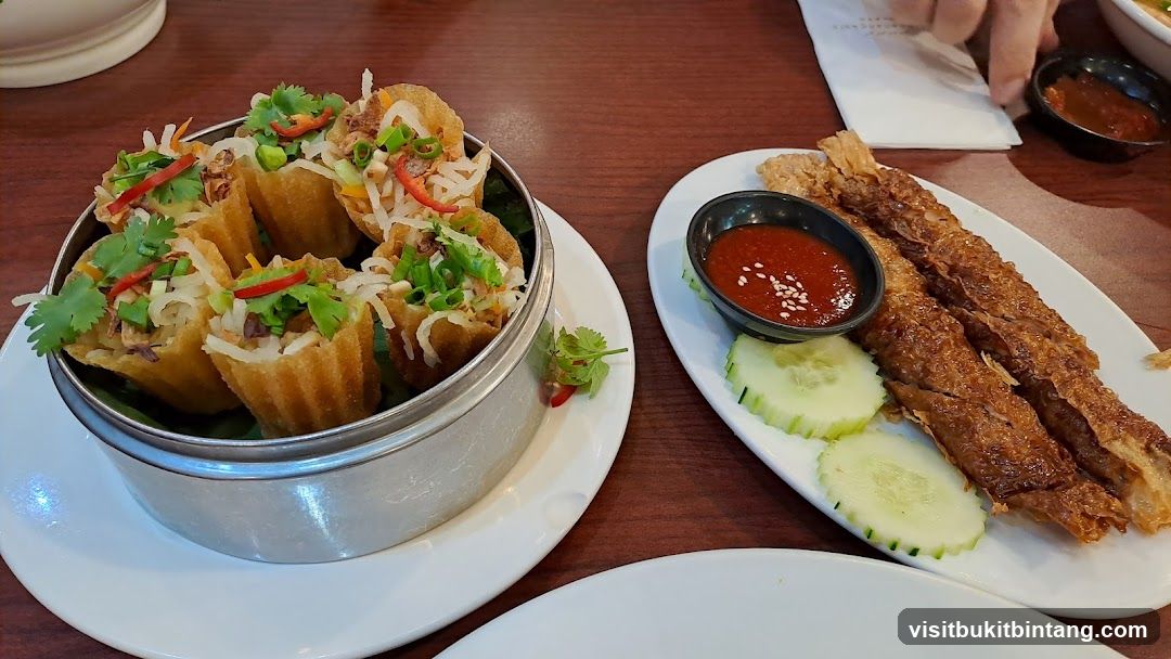 Appetizers with Dipping Sauce