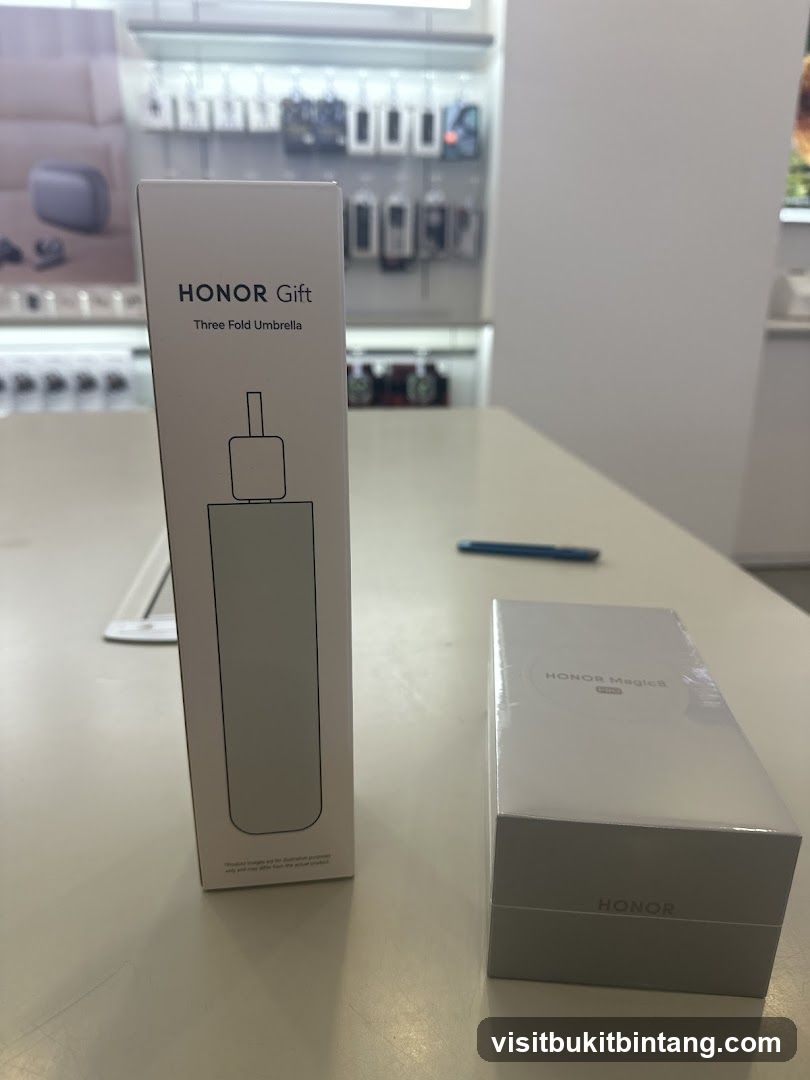HONOR Gift Umbrella and HONOR Magic 8 Box