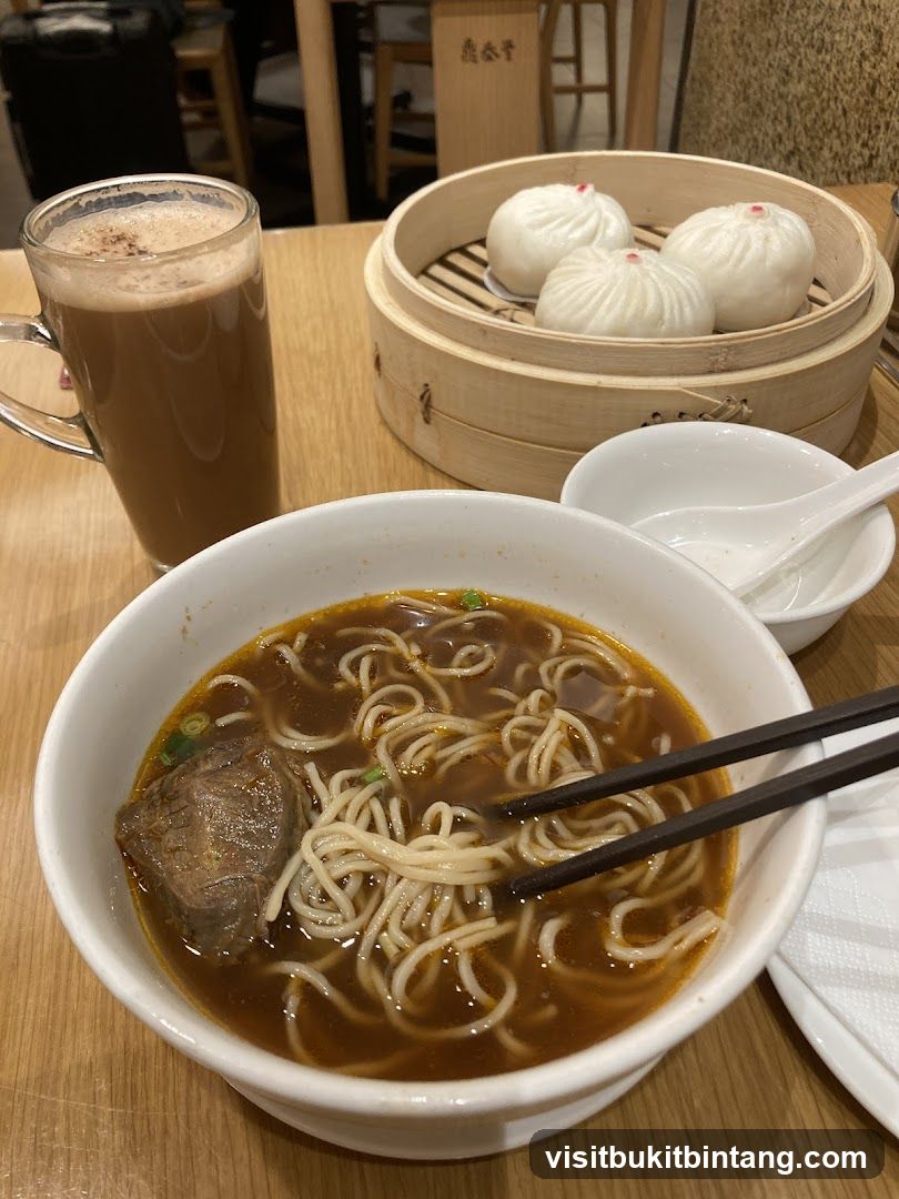 Noodle Soup and Steamed Buns