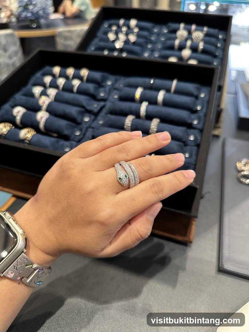 Diamond Snake Ring