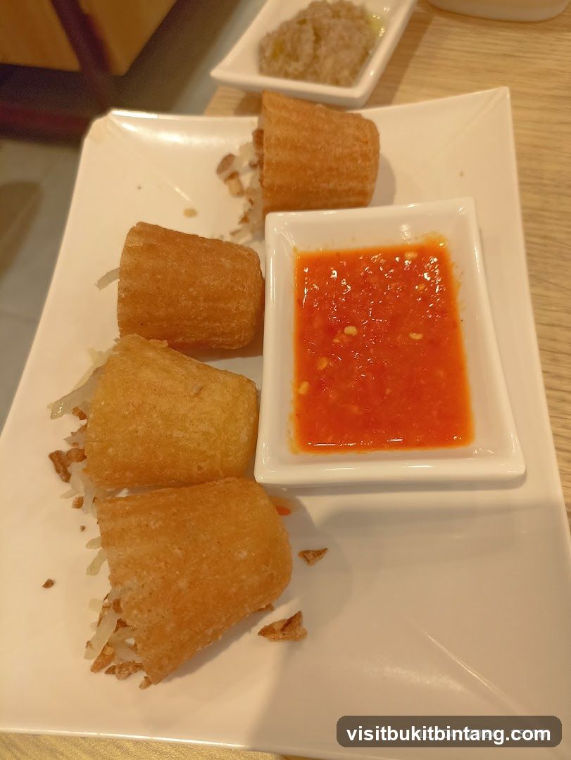 Fried Appetizers with Dipping Sauce