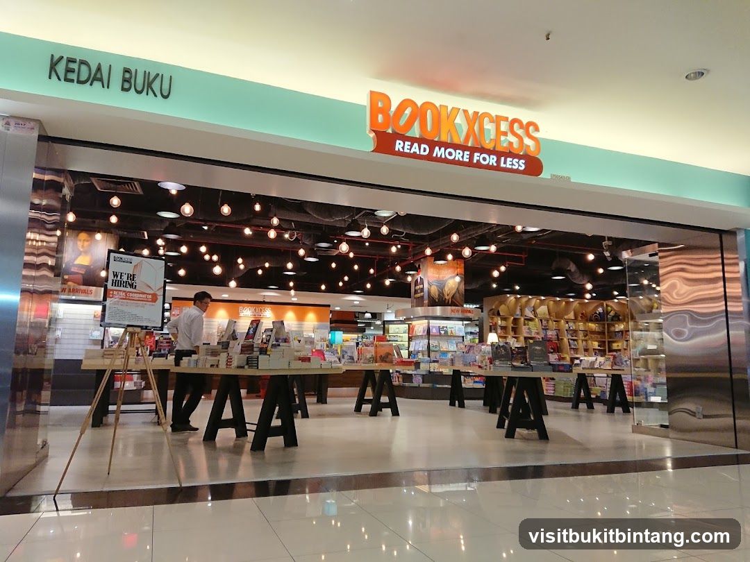 BookXcess Amcorp Mall