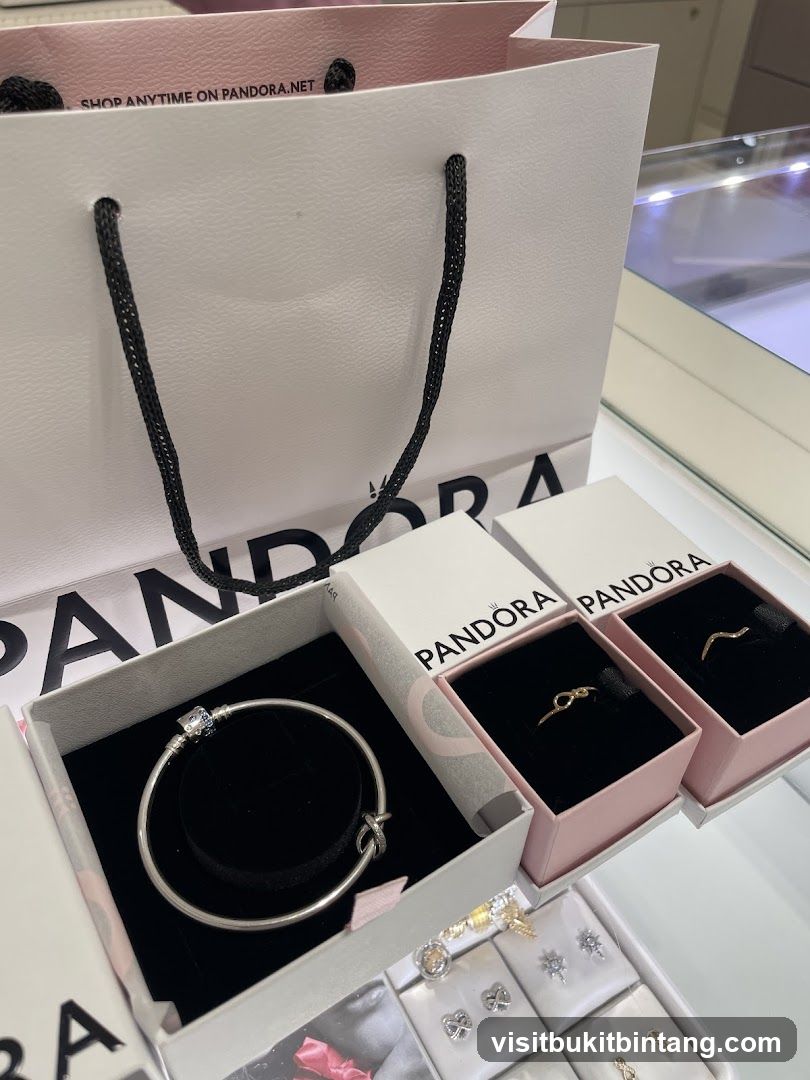 Pandora Jewelry Display
