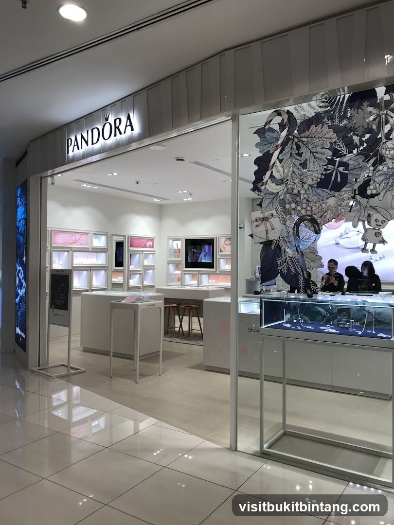 PANDORA Gurney Plaza
