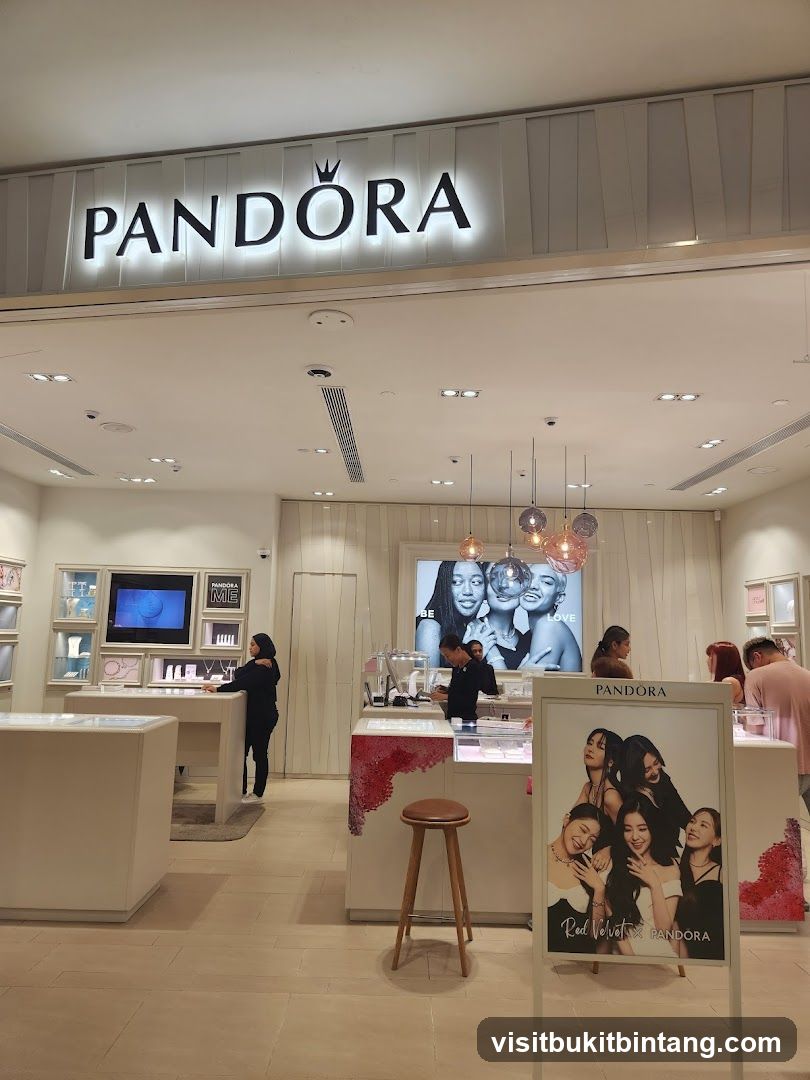 PANDORA Gurney Plaza