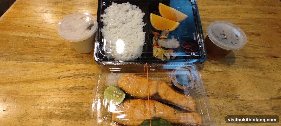 Salmon and Rice Bento Box