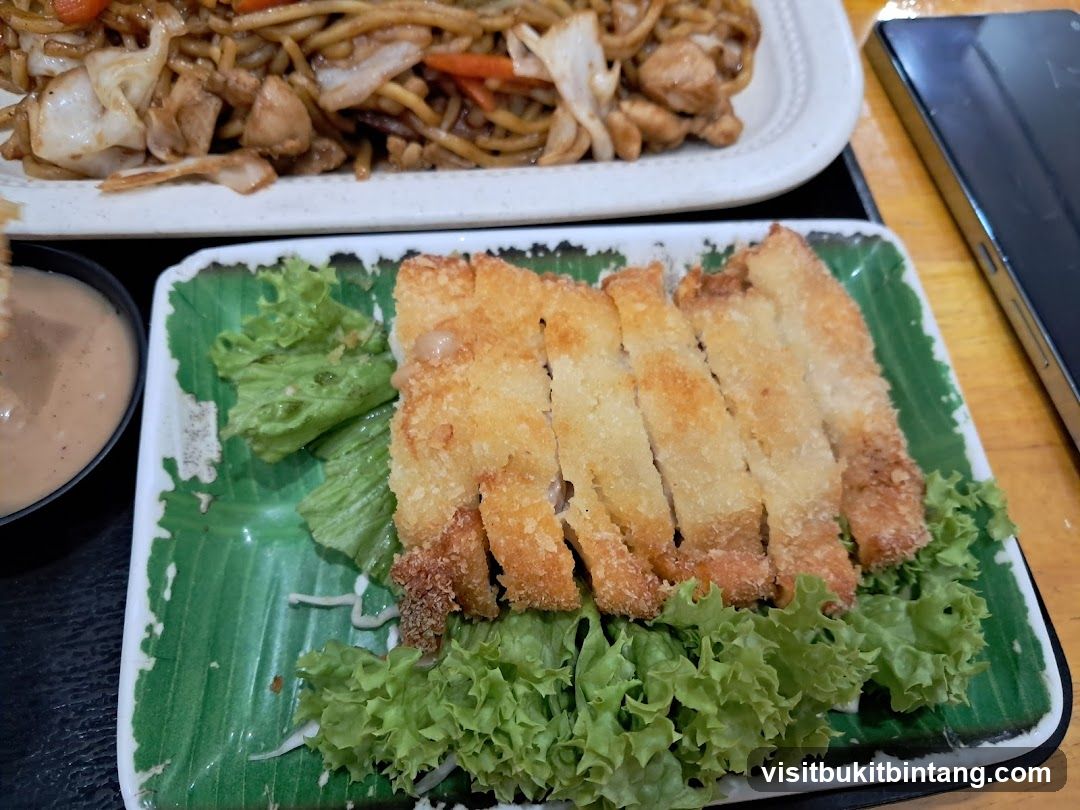 Fried Chicken and Noodles