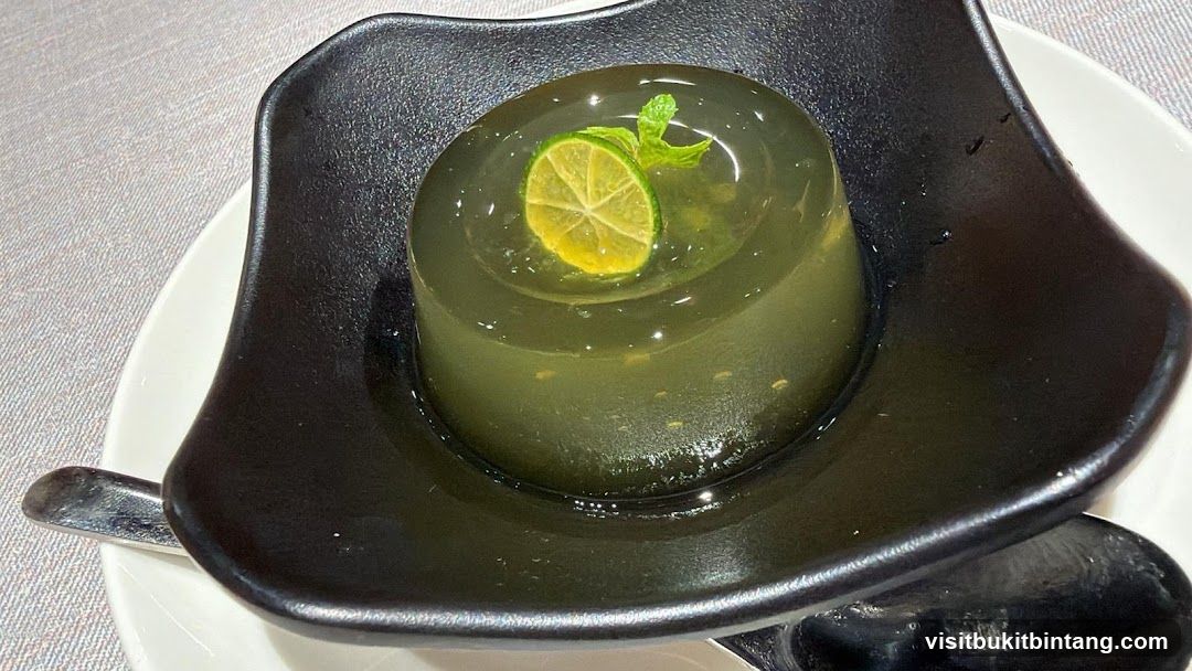 Lime Jelly Dessert
