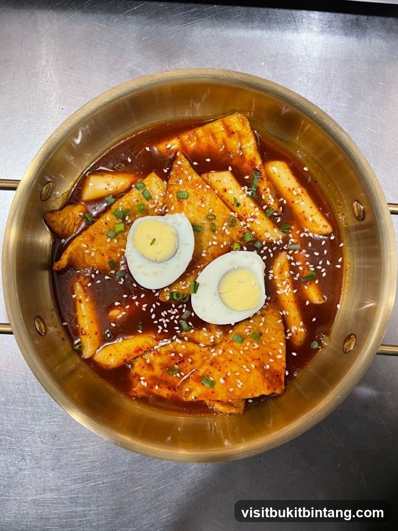 Tteokbokki with Eggs