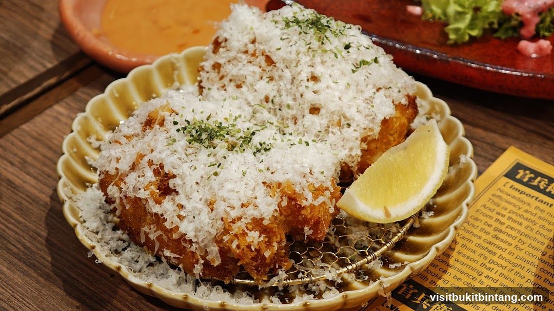 Fried Cutlet with Grated Cheese