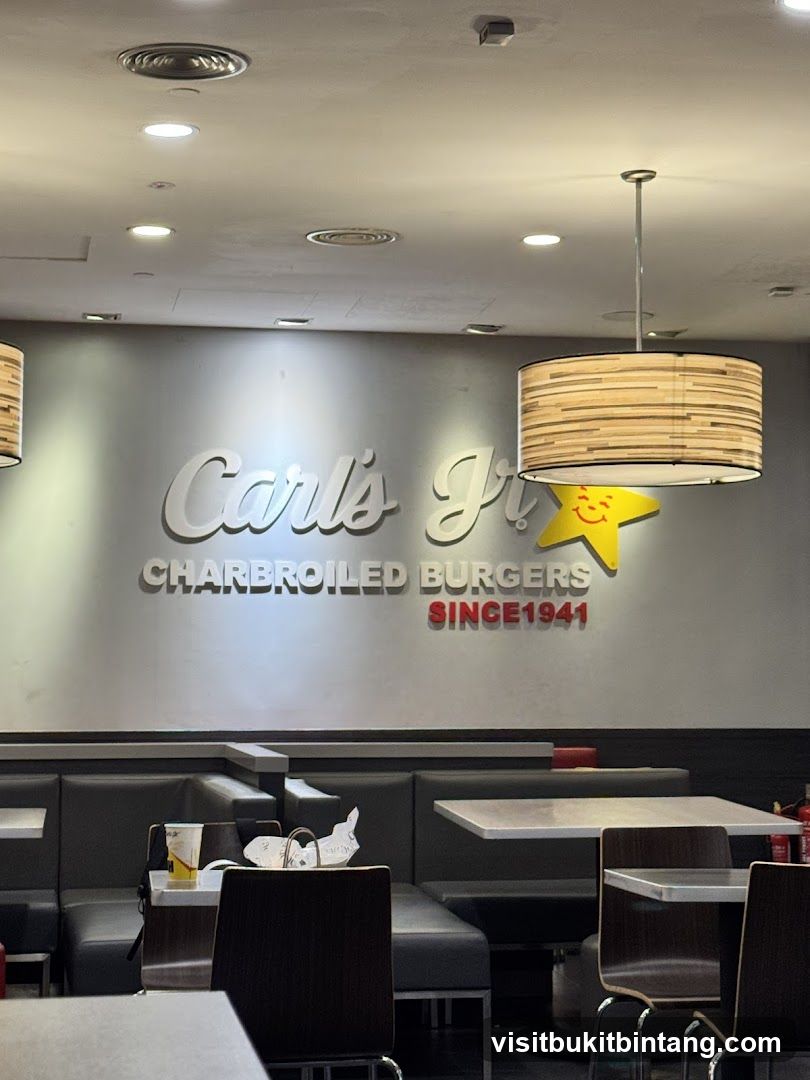 Carl's Jr. Interior