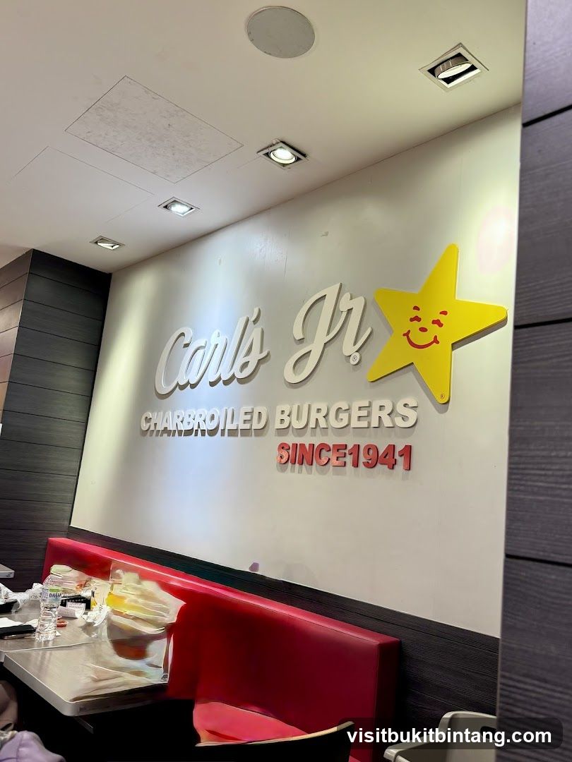 Carl's Jr. Interior