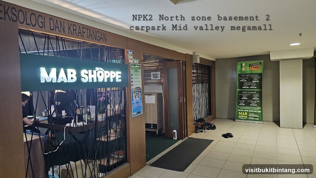MAB SHOPPE Entrance