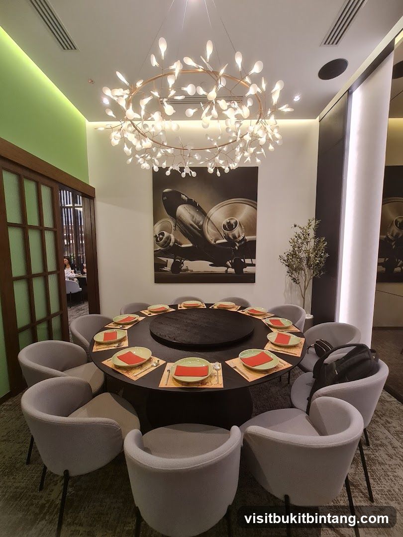 Restaurant Dining Area