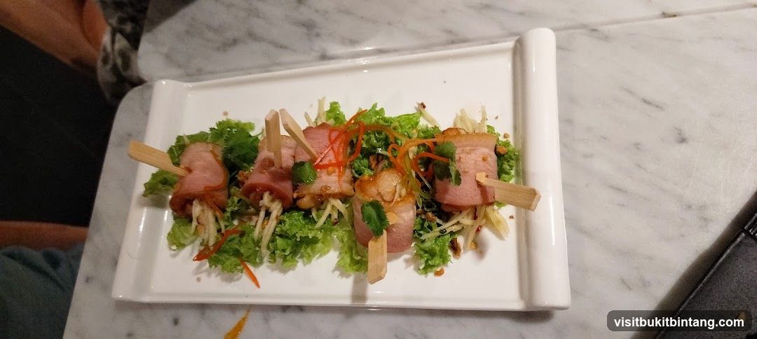 Bacon-wrapped appetizer