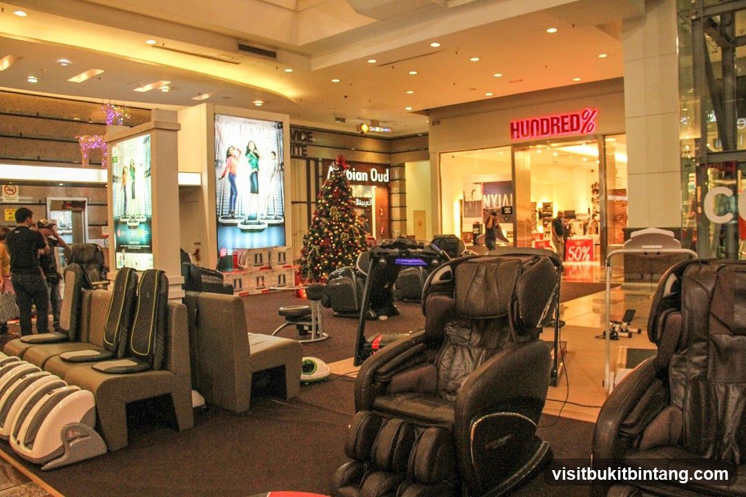 Mall Display with Massage Chairs and Christmas Tree