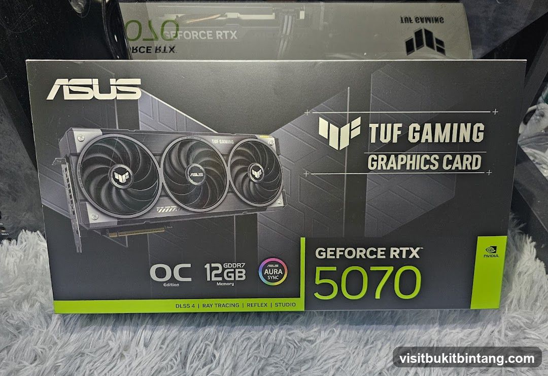 ASUS TUF Gaming GeForce RTX 5070 Graphics Card Box