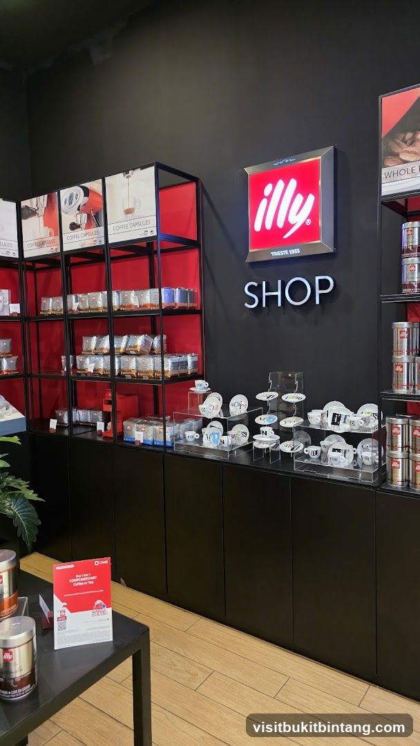 Illy Coffee Shop Display