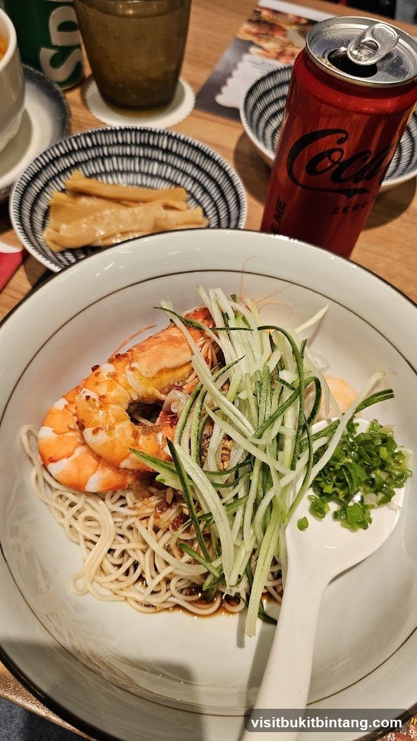 Shrimp Noodles with Coca-Cola Zero