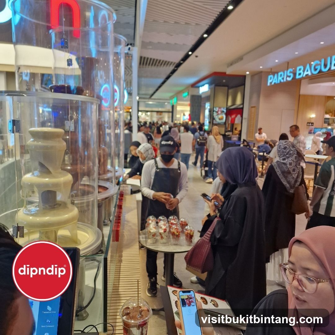 Dessert shop with chocolate fountains