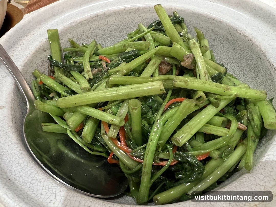 Stir-fried Water Spinach