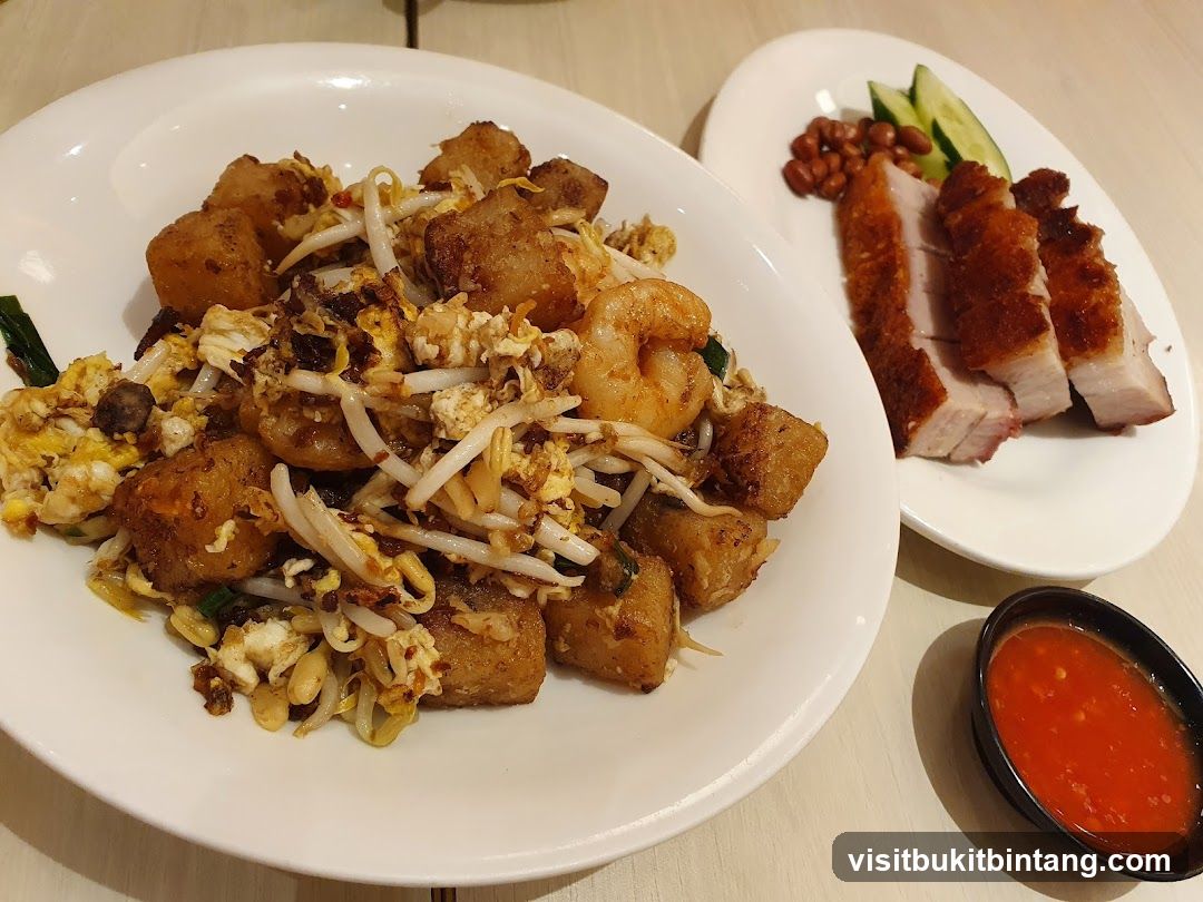 Fried Turnip Cake with Shrimp and Roasted Pork