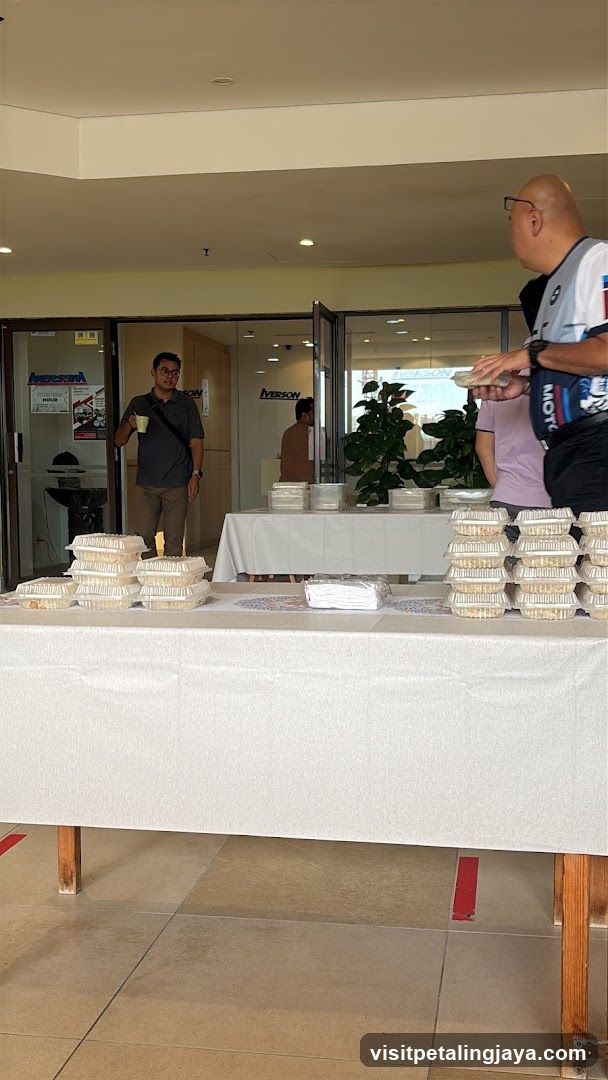 Food Distribution Area