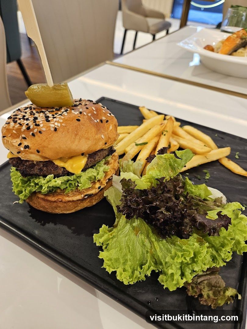 Nouvelle Cafe & Restaurant