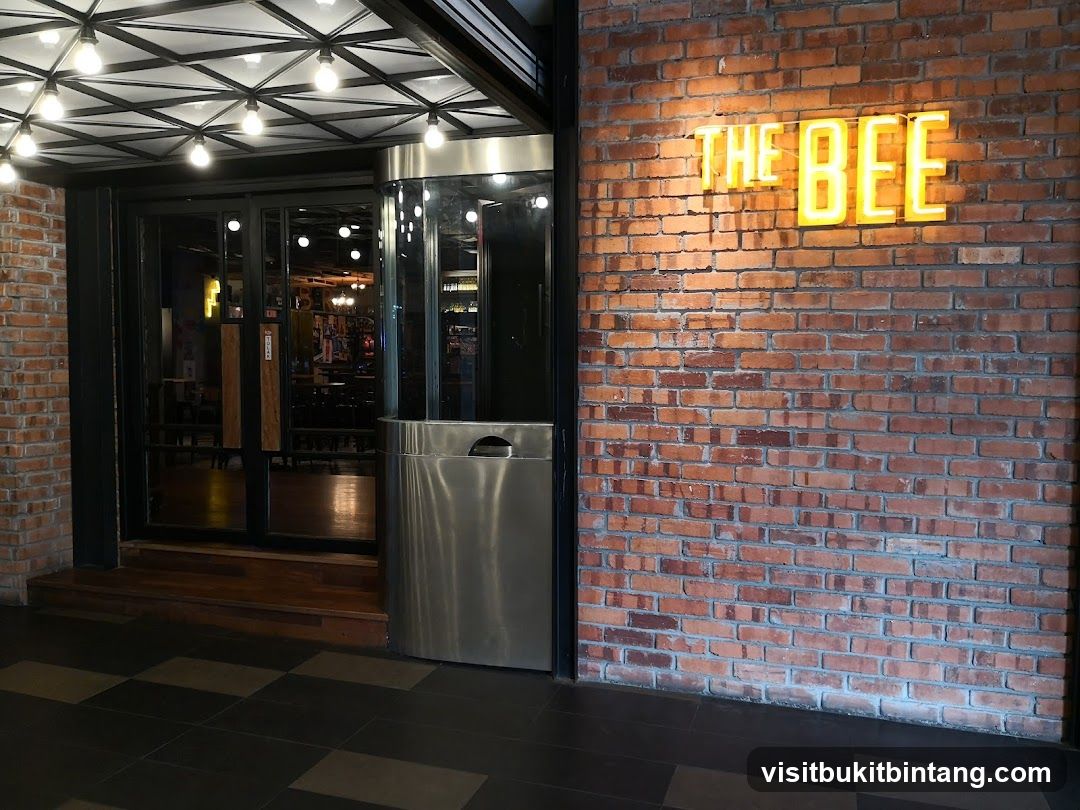 The Bee @ Publika